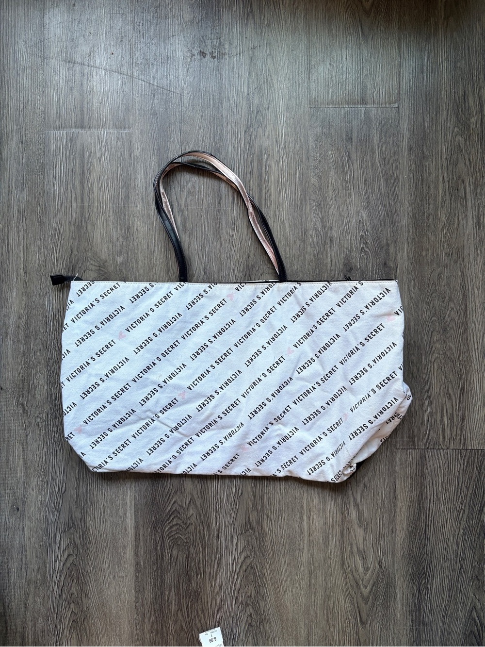Victoria’s Secret White & Black Logo Print Duffle Bag | Y2K